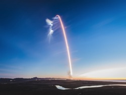   SpaceX:     Starlink