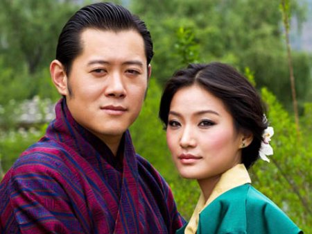 Король Бутана женится на студентке