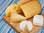 Россия может запретить ввоз сыра из Украины / Российские производители подловили конкурентов на махинации