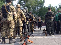 Украина: добровольцы без повестки идут в военкоматы
