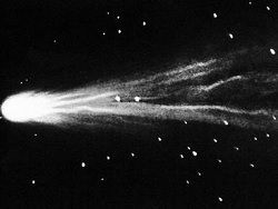 На комете Чурюмова-Герасименко обнаружены следы органики