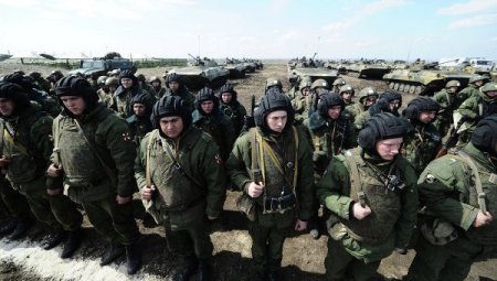 Внутренние войска МВД РФ провели учения в условиях, схожих с Майданом