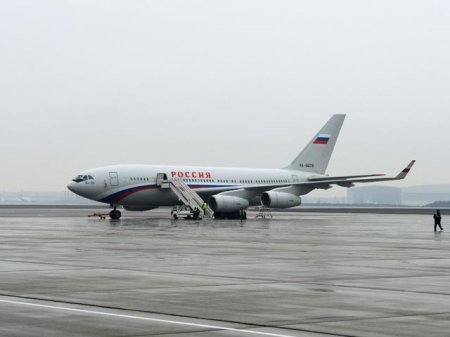 Высланные из США российские дипломаты вернулись в Москву