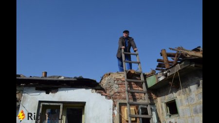 Мирные жители Донбасса вновь оказались под огнем ВСУ Мирные жители Донбасса вновь оказались под огнем ВСУ
