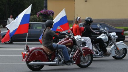 Большинство россиян считают Россию великой державой - опрос