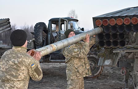 Демонстрация бессилия ВСУ: зачем Украина бряцает ржавым оружием у границ с Крымом Демонстрация бессилия ВСУ: зачем Украина бряцает ржавым оружием у границ с Крымом