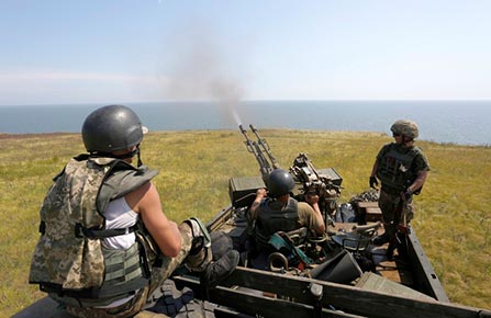 Демонстрация бессилия ВСУ: зачем Украина бряцает ржавым оружием у границ с Крымом Демонстрация бессилия ВСУ: зачем Украина бряцает ржавым оружием у границ с Крымом