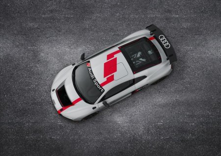 Audi R8   " "