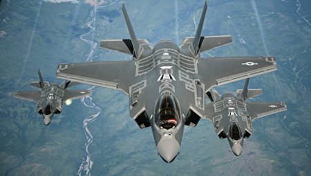   :  F-35    