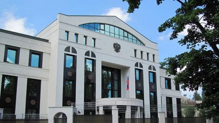Пять российских дипломатов объявлены персонами нон грата в Молдавии