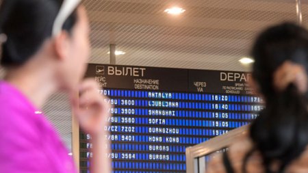 Росавиация отменит чартерные рейсы в случае продолжения массовых задержек у авиакомпаний
