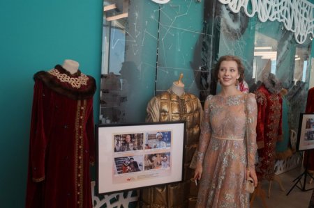 Отечественные звезды прибыли в «Орленок» на Фестиваль визуальных искусств Отечественные звезды прибыли в «Орленок» на Фестиваль визуальных искусств