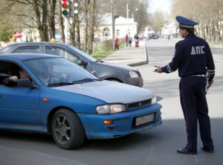 В Таганском районе Москвы два человека пострадали в аварии