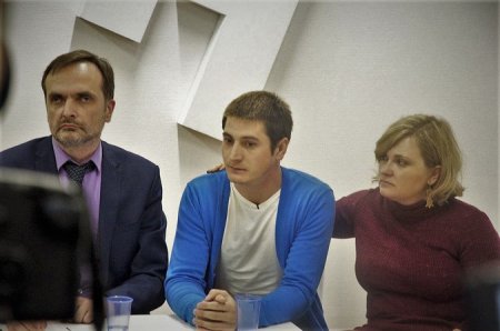 Детали открытого интервью жертвы «охоты на геев» в Чечне Детали открытого интервью жертвы «охоты на геев» в Чечне