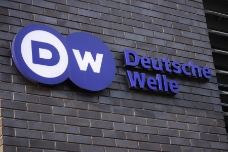   :  ,   Deutsche Welle