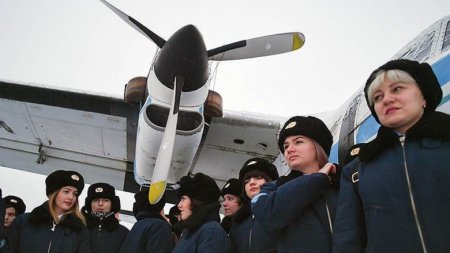Помолвка с небом: как готовят будущих летчиц Помолвка с небом: как готовят будущих летчиц