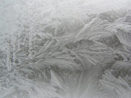 Ниагарский водопад замерз под Новый год (фото)