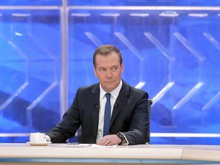 Медведев утвердил проведение соревнований для отстраненных от Олимпиады россиян