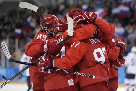 Российские хоккеисты разгромили американцев в групповом турнире ОИ-2018