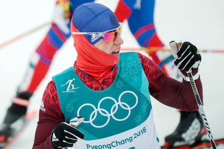 Лыжник Денис Спицов завоевал бронзовую медаль Олимпиады