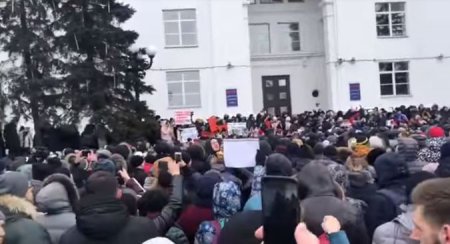 Жители Кемерова потребовали отставок на митинге у горадминистрации