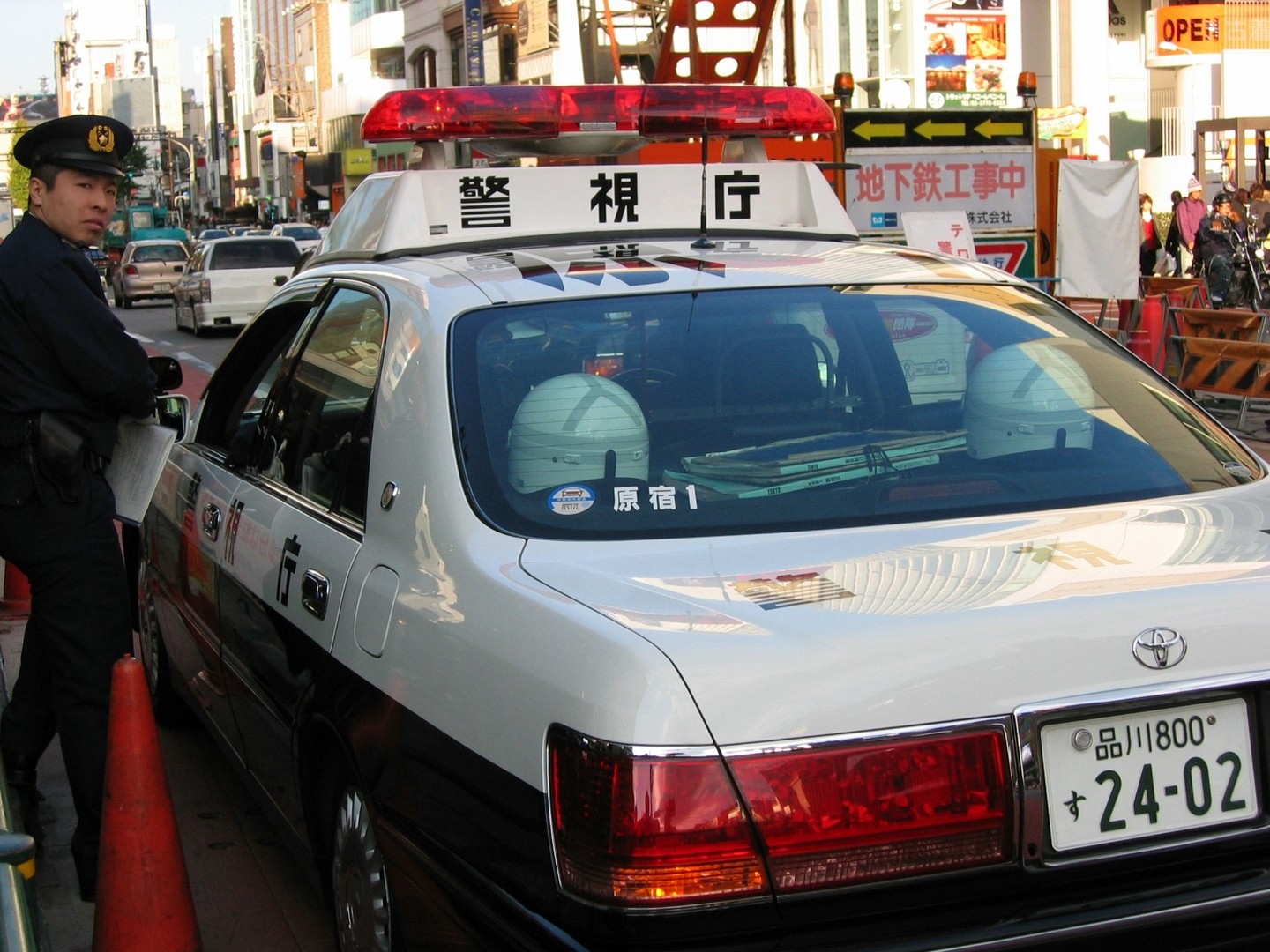 Полицейская машина в японии