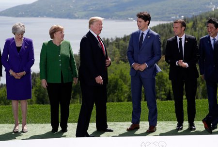 Buzzfeed ,        G7