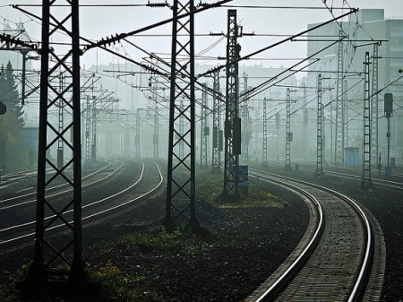 На Белорусском направлении МЖД останавливали движение поездов