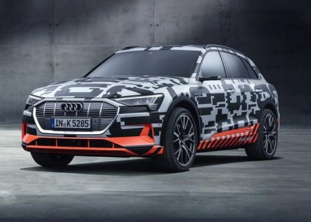  Audi E-Tron  17 