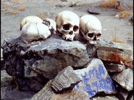 Озеро скелетов: почему высоко в горах в один момент погибли полтысячи человек