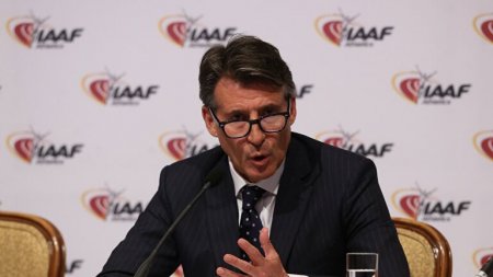  IAAF:   