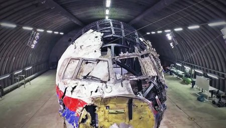  Boeing 17   ,  