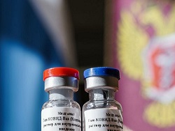 "Это совершенно неприемлемо!" Мировые ученые требуют данные об исследованиях вакцины РФ