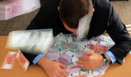 Доходы 10 богатейших чиновников превысили годовой бюджет четырех регионов России