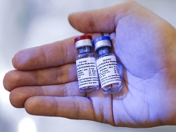 ЛНР и ДНР ждут скорых поставок российской вакцины «Спутник V»