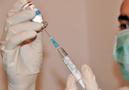 В Мурманской области введут обязательную вакцинацию от COVID-19