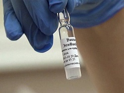 Независимые эксперты в третий раз просят власти прервать вакцинацию "ЭпиВакКороной"