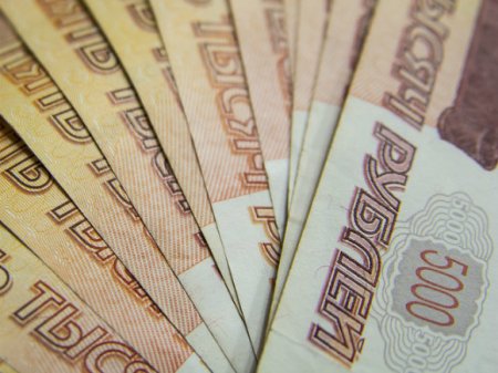 В Москве телефонным мошенникам удалось обмануть сотрудника банка