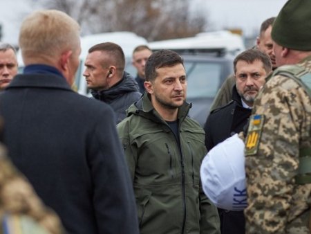 Зеленского предупредили о подготовке переворота на Украине