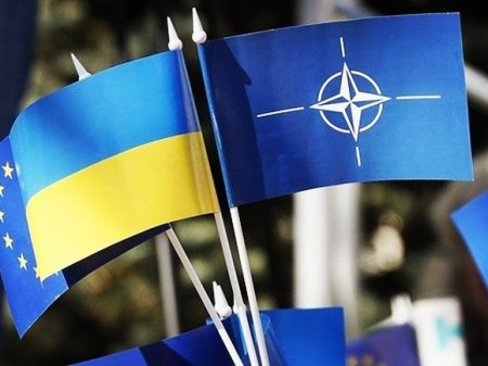 El Pais: Глава испанского МИД сообщил, что возможность вступления Украины в НАТО «никогда не обсуждалась за столом переговоров»