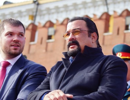 В ЛДПР сообщили о визите актера Стивена Сигала в Донбасс