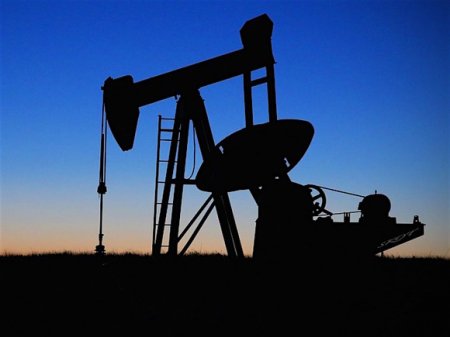 США пригрозили санкциями за покупку российской нефти по цене выше предельной