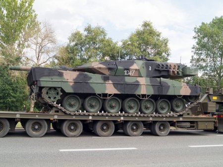 Кабмин Германии выдал разрешение на экспорт танков Leopard 1